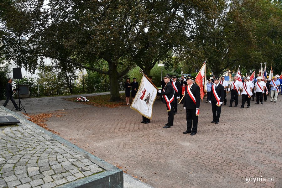 Sobotnie uroczystości pod pomnikiem, fot. Michał Puszczewicz