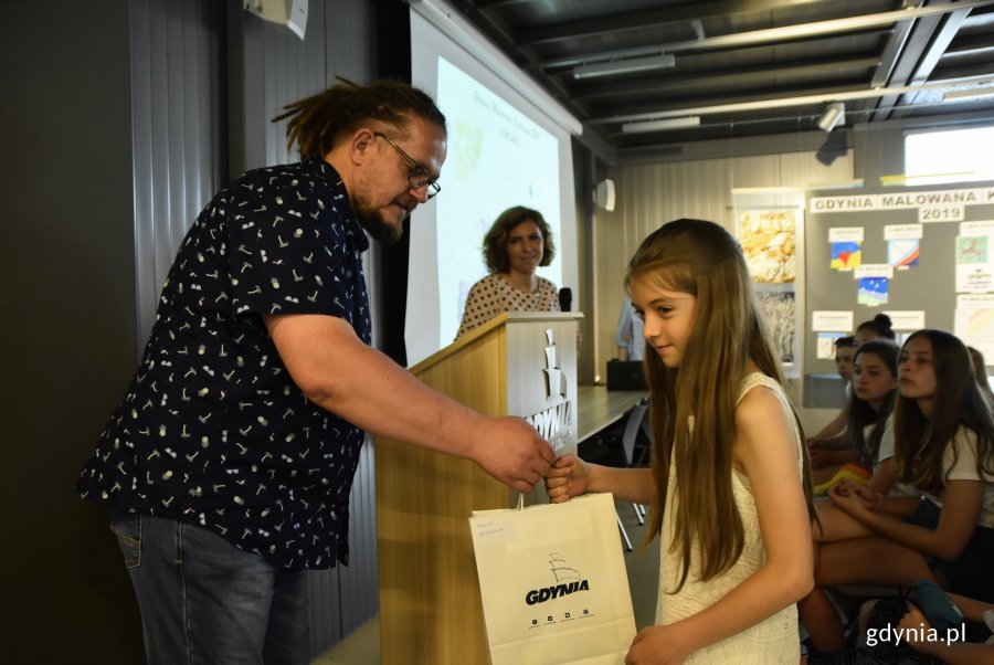 Młodzi kwiatowi projektanci nagrodzeni // fot. Sławomir Okoń