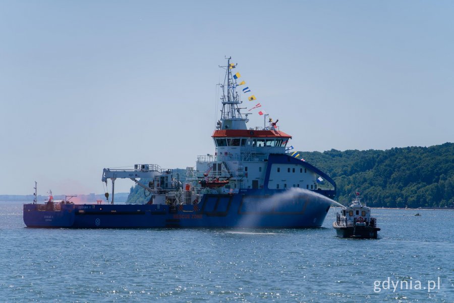 Gaszenie jednostki pływającej (fot. Paweł Budziński)
