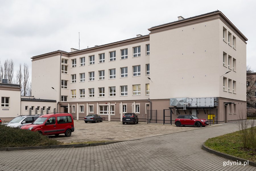 Szkoła Podstawowa nr 52 przy ul. Okrzei 6, fot. Przemysław Kozłowski