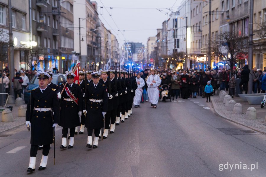 Gdyńska Droga Krzyżowa przeszła ulicami miasta 