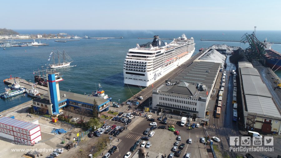 MSC Poesia / fot. Tadeusz Urbaniak Port Gdynia