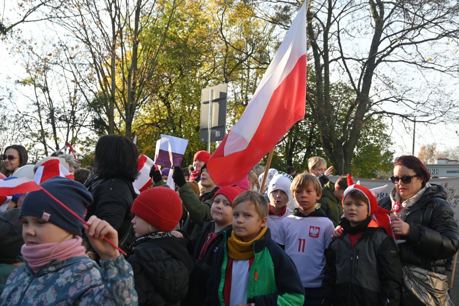 Parada Niepodległości w Orłowie