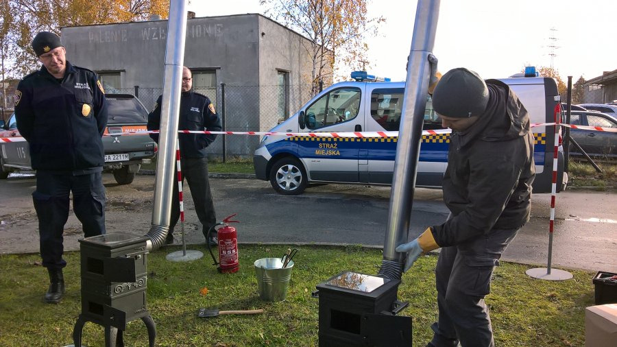 Straż Miejska pokaże, jak bezpiecznie palić w piecu // fot. Magdalena Czernek