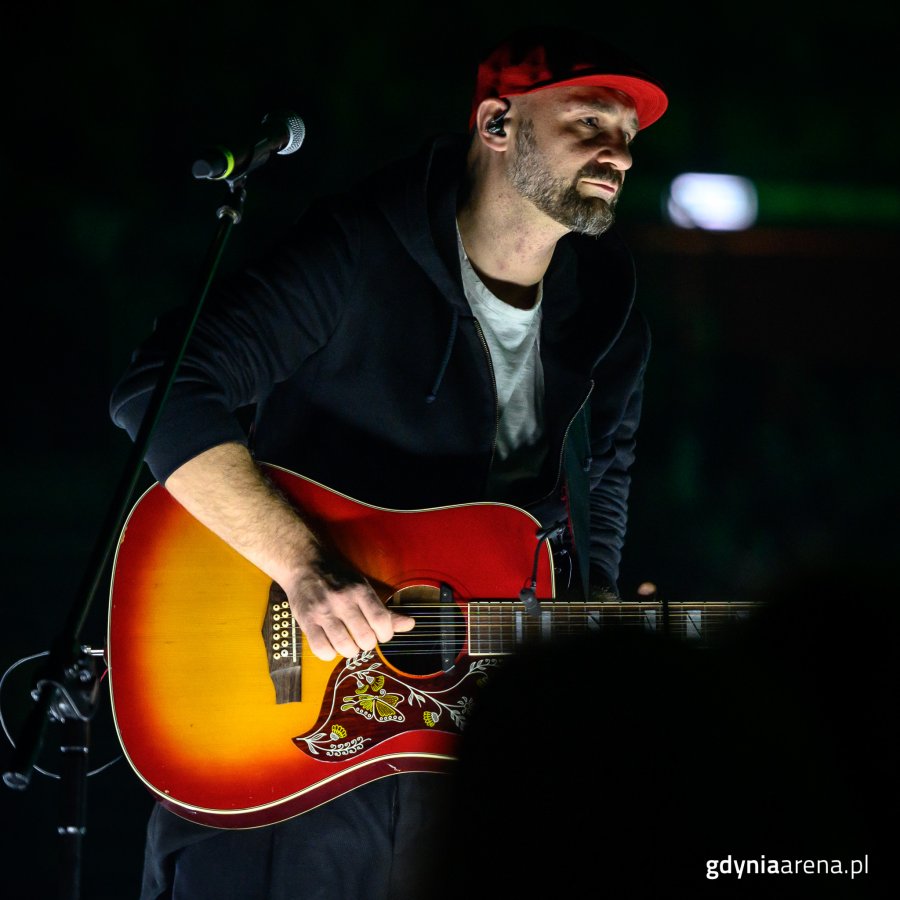 Koncert „Betlejem w Gdyni”. Na scenie Skubas // fot. Dawid Linkowski