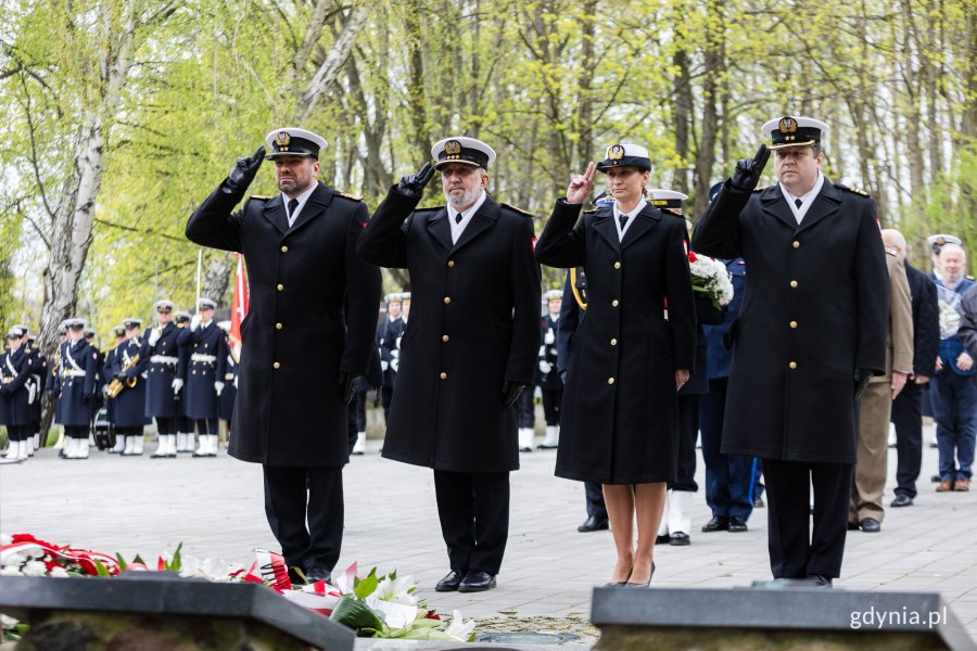 W sobotę 13 kwietnia, w Dzień Pamięci Ofiar Zbrodni Katyńskiej, Gdynia oddała hołd Polakom zamordowanym przez NKWD. Fot. Karol Stańczak. 