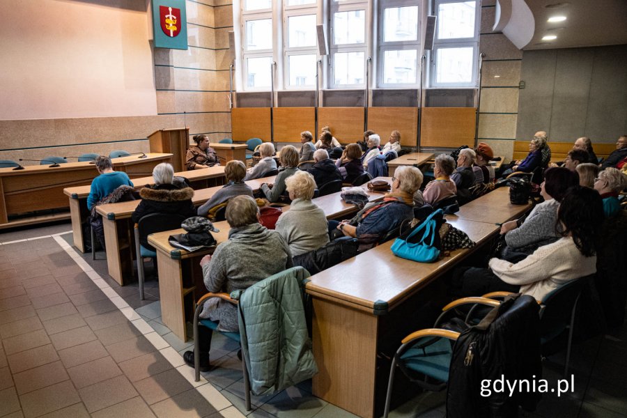 Seniorzy podczas spotkania z prezydentem miasta Gdyni (fot. Michał Sałata)