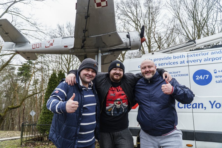 Remont samolotu na Babich Dołach, fot. Aleksander Trafas