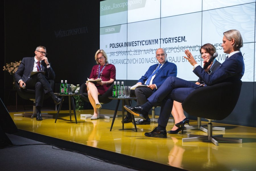 Wystąpienie wiceprezydent Gdyni Katarzyny Gruszeckiej-Spychały w panelu dyskusyjnym podczas XXVII Forum Ekonomicznego w Krynicy-Zdrój // fot. Natalia Miedziak-Skonieczna