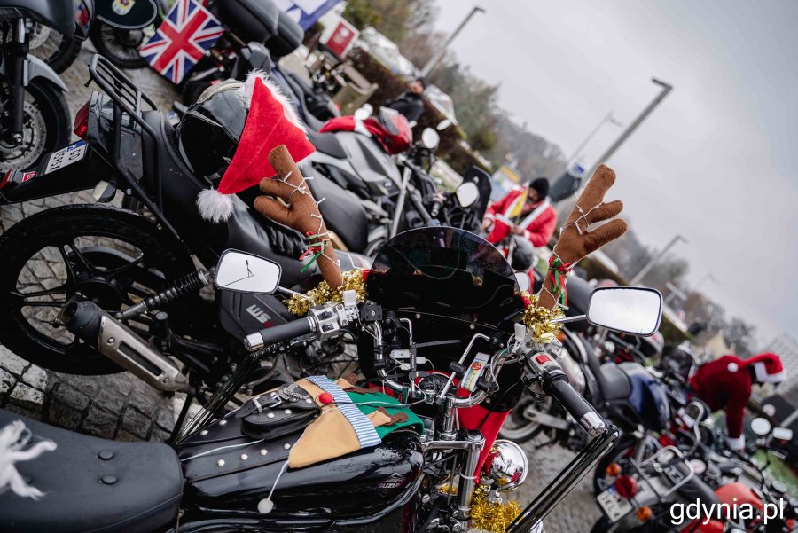 20. edycja parady „Mikołaje na motocyklach” - start w Gdyni, fot. Kamil Złoch