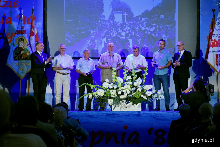 Gala wręczenia kolejnych odznaczeń „Bohaterom Sierpnia '80 Gdynia”, fot. Kamil Złoch