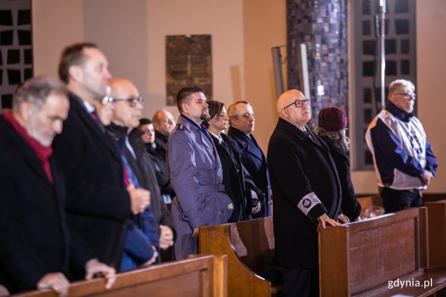 Wieczorne uroczystości upamiętniające ofiary Grudnia '70 // fot. Karol Stańczak 