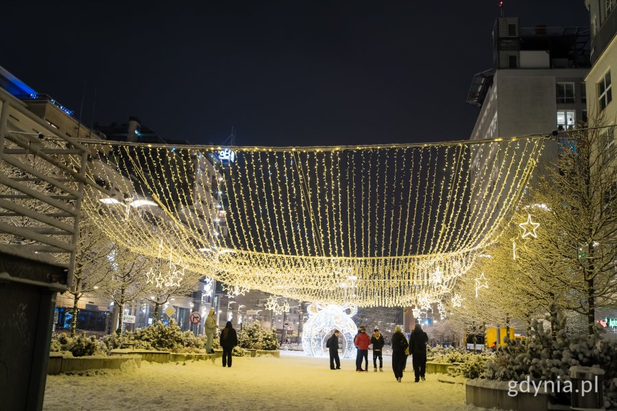 Świąteczne iluminacje na Placu Kaszubskim (fot. Paweł Budziński)