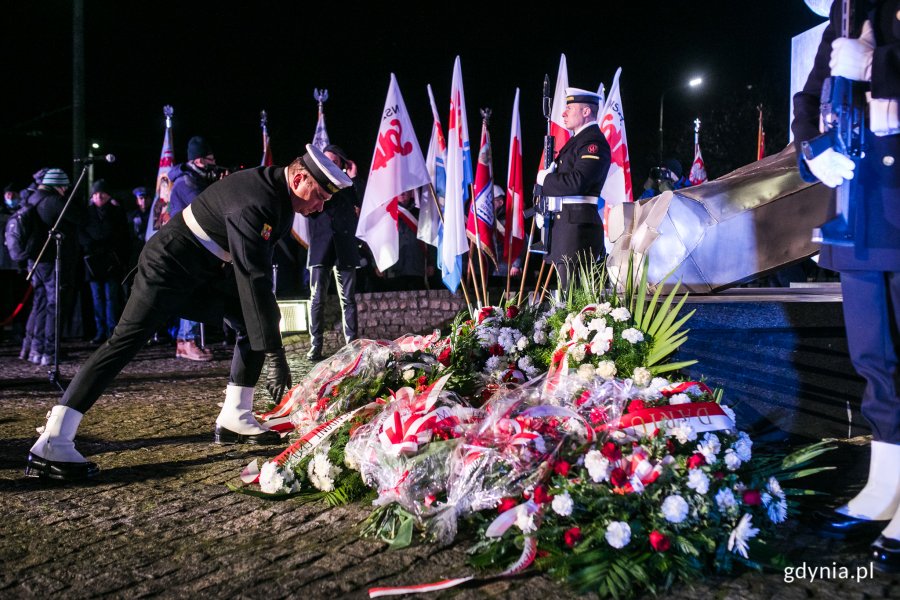 Poranne obchody wydarzeń Grudnia '70, fot. Karol Stańczak