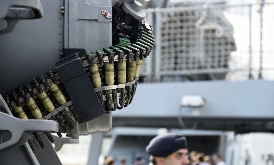 Uczniowie SP nr 26 w Gdyni zwiedzają HMS Diamond, fot. Kamil Złoch