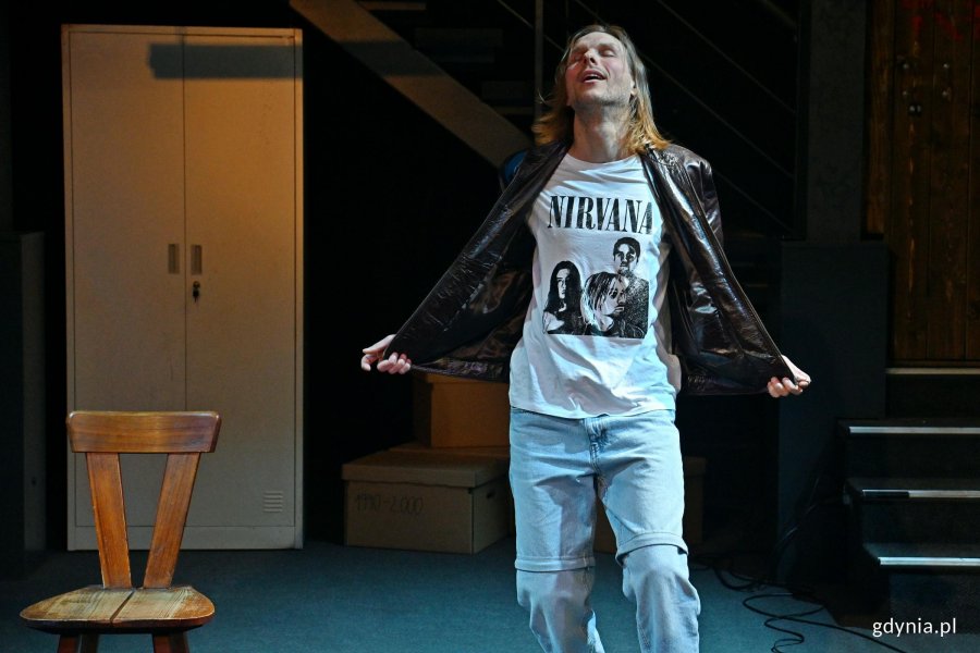 Jacek Bała podczas pr&oacute;by monodramu &bdquo;Dream, czyli jak nie zostałem Kurtem Cobainem&rdquo; w Teatrze Miejskim 