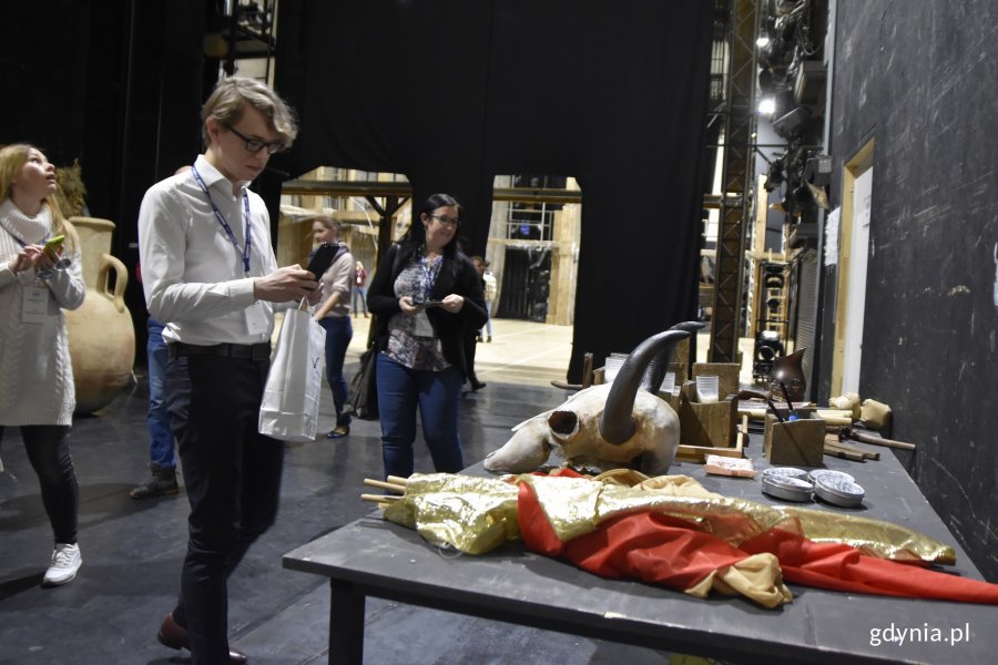 Uczestnicy wydarzenia "Spotkajmy się w Gdyni" mieli m.in. możliwość zwiedzenia Teatru Muzycznego im. Danuty Baduszkowej /fot. Paweł Kukla