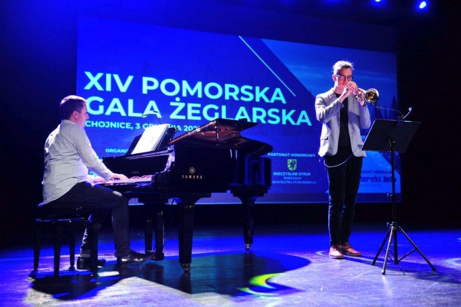 Trio muzyków z Chojnickiego Centrum Kultur