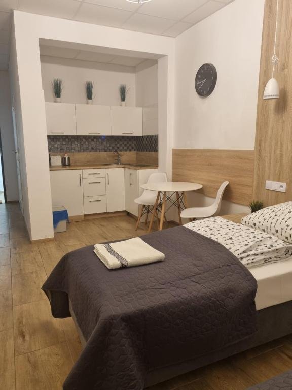 Figaro apartamenty i pokoje, jeden z pokoi 