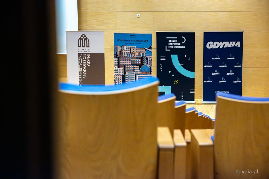 Przygotowania do trzydniowej konferencji „Modernizm w Europie – modernizm w Gdyni” w PPNT już trwają (fot. Kamil Złoch)