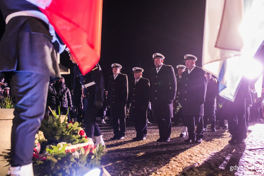 Poranne obchody wydarzeń Grudnia '70, fot. Karol Stańczak
