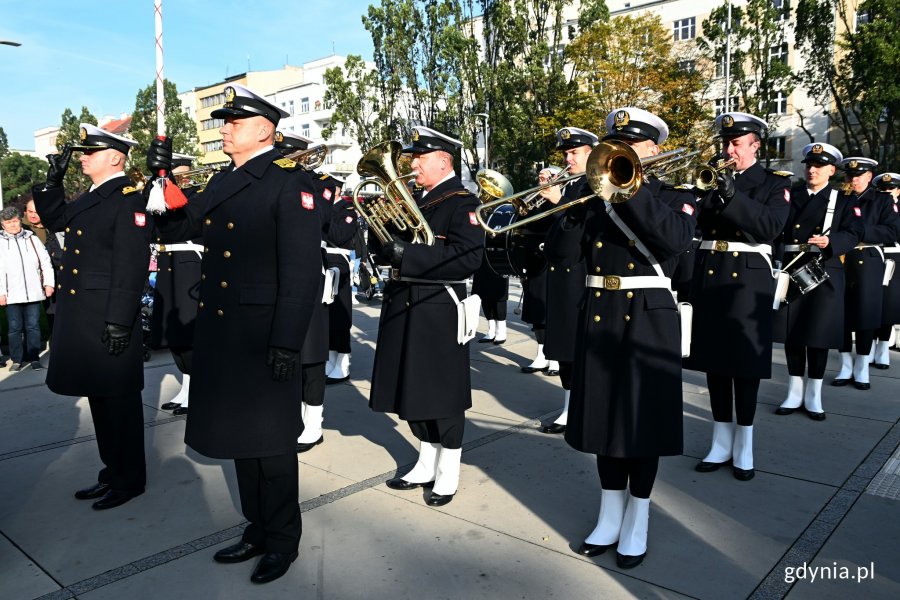 Orkiestra Reprezentacyjna Marynarki Wojennej podczas obchodów 83. rocznicy utworzenia Polskiego Państwa Podziemnego // fot. Magdalena Czernek