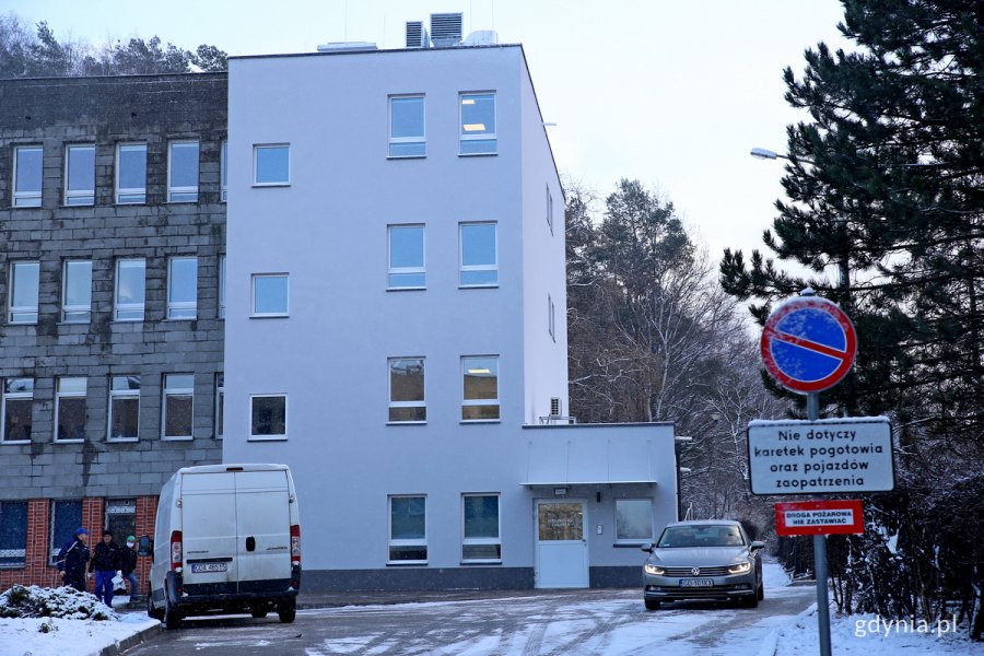 Budynek kliniczny nr 2 w Uniwersyteckim Centrum Medycyny Morskiej i Tropikalnej jest gotowy na przyjęcie pierwszych pacjentów//fot. Przemysław Kozłowski