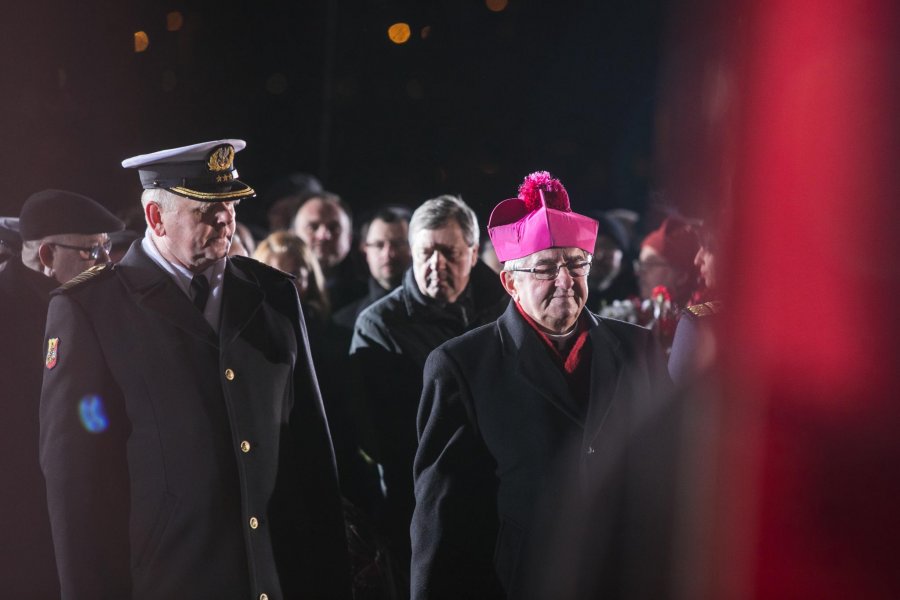 Poranne uroczystości upamiętniające ofiary Grudnia '70 // fot. Karol Stańczak