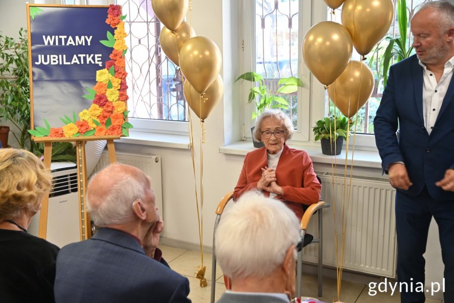 Na zdj. m.in. jubilatka Krystyna Cembrzyńska-Piłat i Krzysztof Jankowski