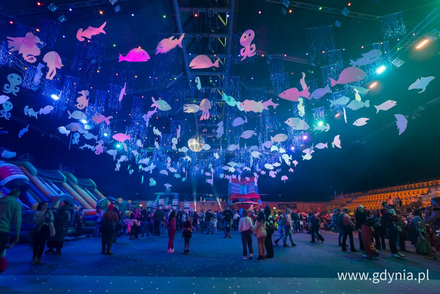 Uczestnicy balu dla dzieci