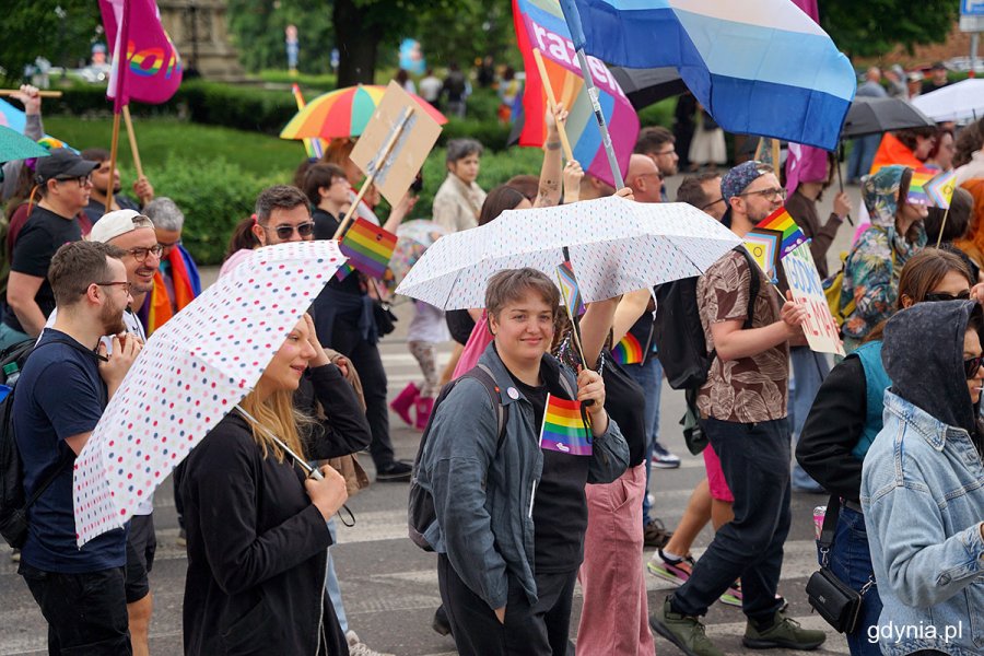 Uczestnicy przemarszu w ramach X Trójmiejskiego Marszu Równości ulicami Gdańska (fot. Mirosław Pieślak)