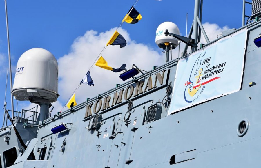 ORP "Kormoran" podczas obchodów święta COM-DKM w Gdyni, fot. Kamil Złoch