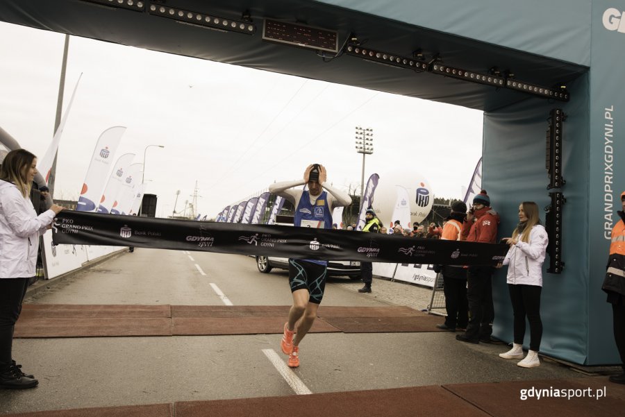 Biegowe urodziny zainaugurowały PKO Grand Prix Gdyni 2018, fot. gdyniasport.pl