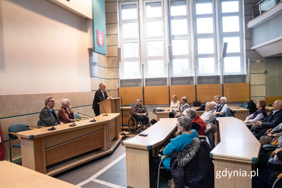Zdjęcie ogólne spotkania seniorów z prezydentem miasta Gdyni (fot. Michał Sałata)