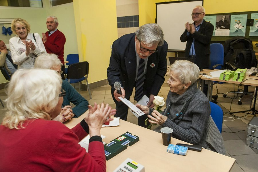 Podczas turnieju uchoronowano najstarszą parę brydżystów // fot. mat. prasowe
