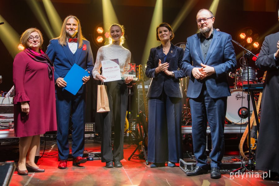 Gala finałowa X edycji Przeglądu Teatrów Amatorskich „Kurtyna” w gdyńskim Małym Kacku (fot. Paweł Budziński)