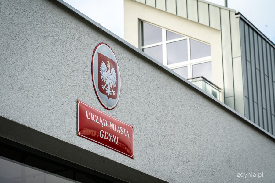 Nowo otwarty Punkt Obsługi Mieszkańców Urzędu Miasta Gdyni na Chwarznie-Wiczlinie, w lokalu przy ul. Tęczowej 37 (fot. Kamil Złoch)