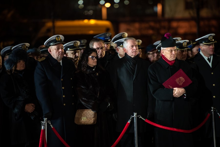 Obchody przy pomniku Ofiar Grudnia '70 w Gdyni, fot. Dawid Linkowski