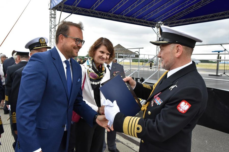 Przekazanie dowództwa Brygady Lotnictwa Marynarki Wojennej // fot. Lechosław Dzierżak