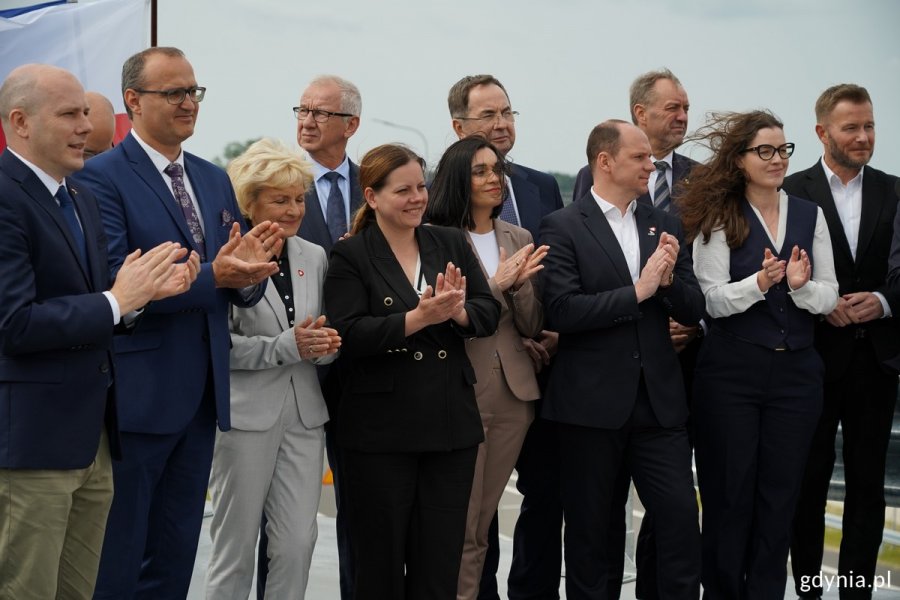 Na otwarciu obecni byli m.in.: marszałek woj. pomorskiego Mieczysław Struk, wicewojewoda pomorski Emil Rojek, posłanki Magdalena Środa i Wioleta Tomczak, poseł Rafał Siemaszko i prezydent Aleksandra Kosiorek