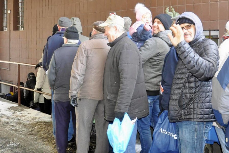 Po prace uczestników konkursu „Zapraszamy Ptaki do Gdyni” przyszło bardzo wielu mieszkańców, fot. Arleta Bolda-Górna