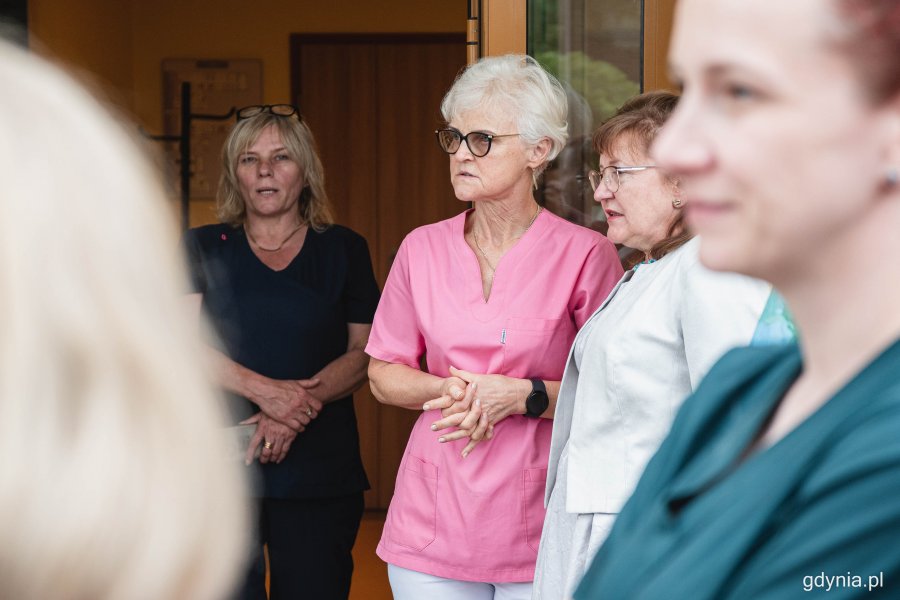 Symboliczna uroczystość przekazania karetki dla hospicjum w Gdyni-Oksywiu, fot. Kamil Złoch