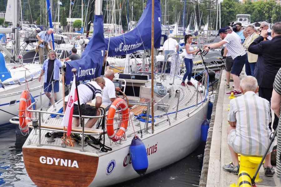 Dzisiaj „Copernicus" wyszedł z gdyńskiej mariny i udał się do szwedzkiego Göteborga, na start wyścigu legend, fot. Michał Kowalski