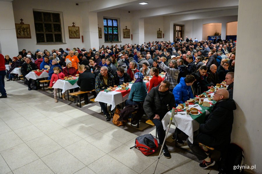 Wigilia dla samotnych i potrzebujących // fot. Dawid Linkowski 