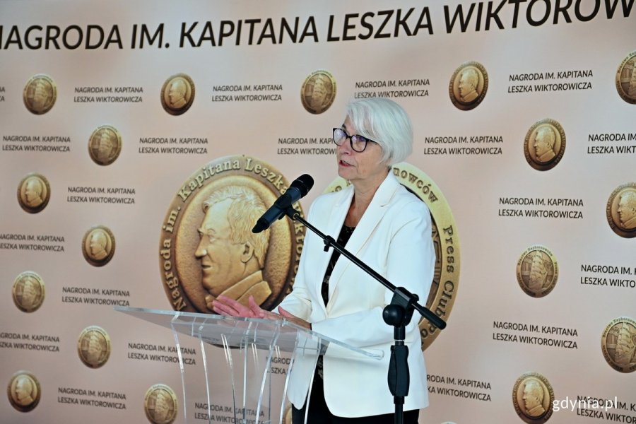 Joanna Zielińska - członkini kapituły i radna Gdyni podczas gali wręczenia Nagrody im. Kapitana Leszka Wiktorowicza