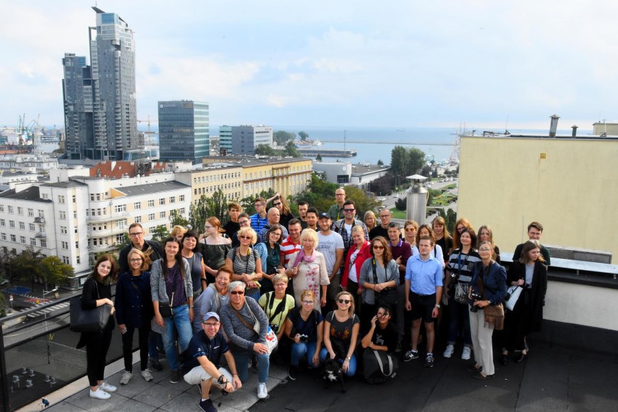 Niezwykły spacer zainaugurował 8. odsłonę festiwalu „Weekend Architektury", fot. Jan Ziarnicki