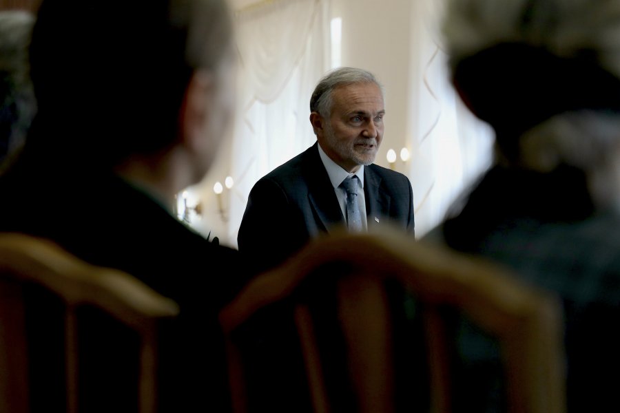 Prezydent Wojciech Szczurek - Uroczyste wręczenie nominacji dla kadry kierowniczej nowej struktury pionu skarbnika w Urzędzie Miasta Gdyni / fot. Paweł Marszałkowski