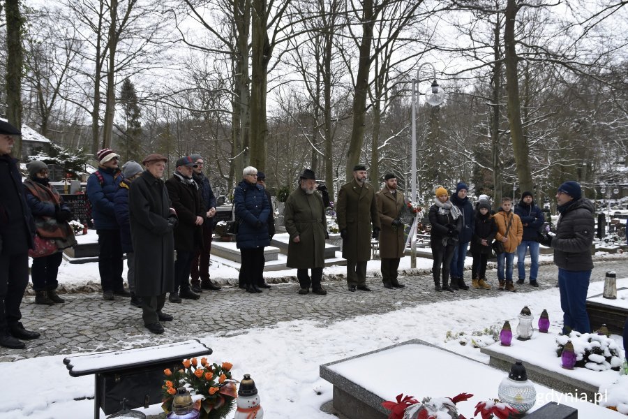 W uroczystościach wzięli udział: przewodnicząca gdyńskiej Rady Miasta Joanna Zielińska oraz radny Jaku Ubych // fot. Magdalena Czernek