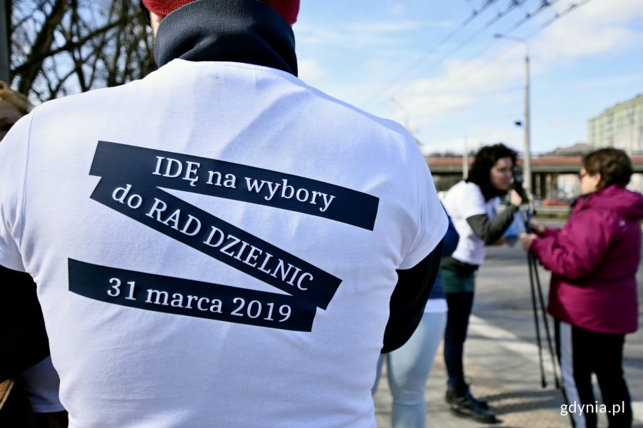 Radni miasta i kandydaci do Rad Dzielnic zachęcali do udziału w wyborach // fot. Kamil Złoch