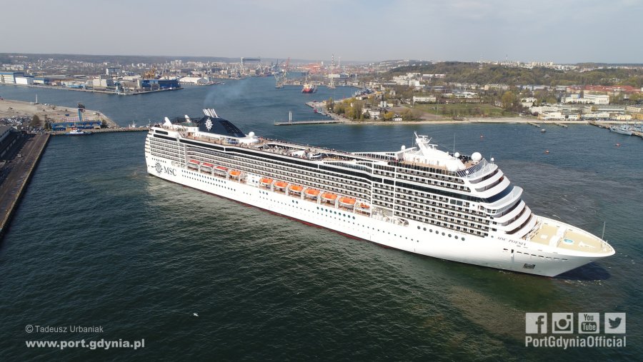 MSC Poesia / fot. Tadeusz Urbaniak Port Gdynia
